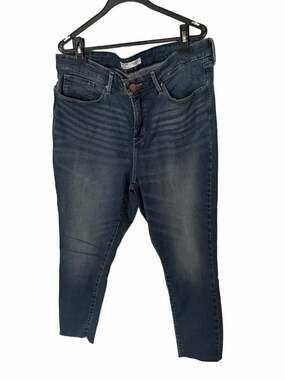 Levi Strauss Signature Gold Totally Shaping Skinny Jeans, Size 18S